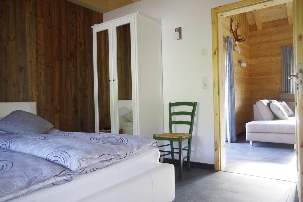 Huettenflair-Mosel Ferienwohnung Enkirch Ngoại thất bức ảnh