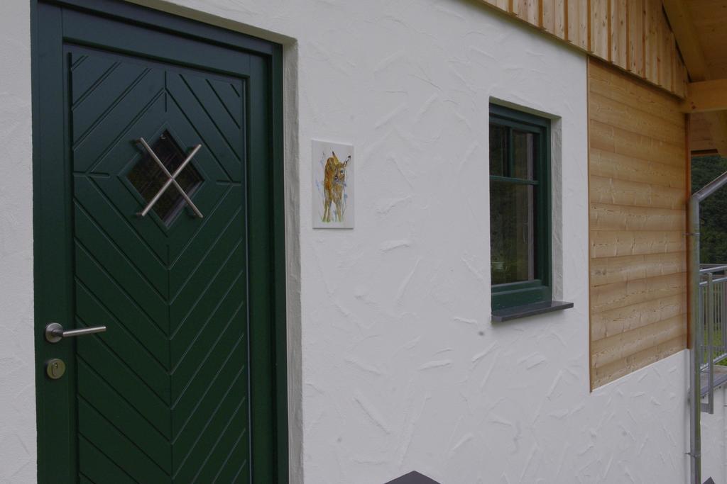 Huettenflair-Mosel Ferienwohnung Enkirch Ngoại thất bức ảnh