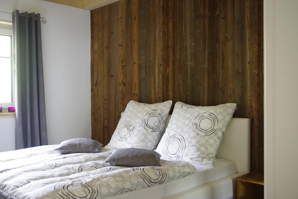 Huettenflair-Mosel Ferienwohnung Enkirch Ngoại thất bức ảnh